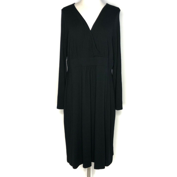 Eileen Fisher Dresses & Skirts - EILEEN FISHER V NECK LONG SLEEVES DRESS